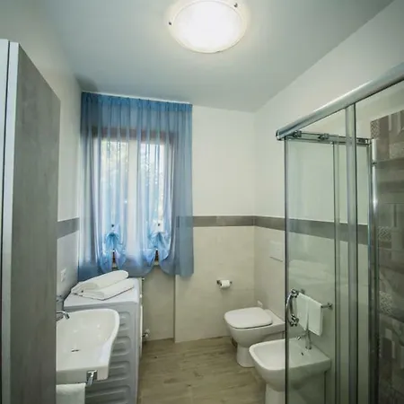 Vicino Al Mare בית נופש צ'יביטאנובה מארקה